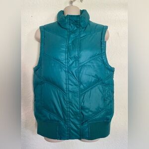 GAP Vest Women’s Puffer Quilted Zip Snap Front Size Small